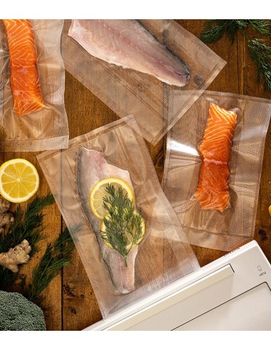 Bolsas gofradas para envasado al vacío y conservación de alimentos.